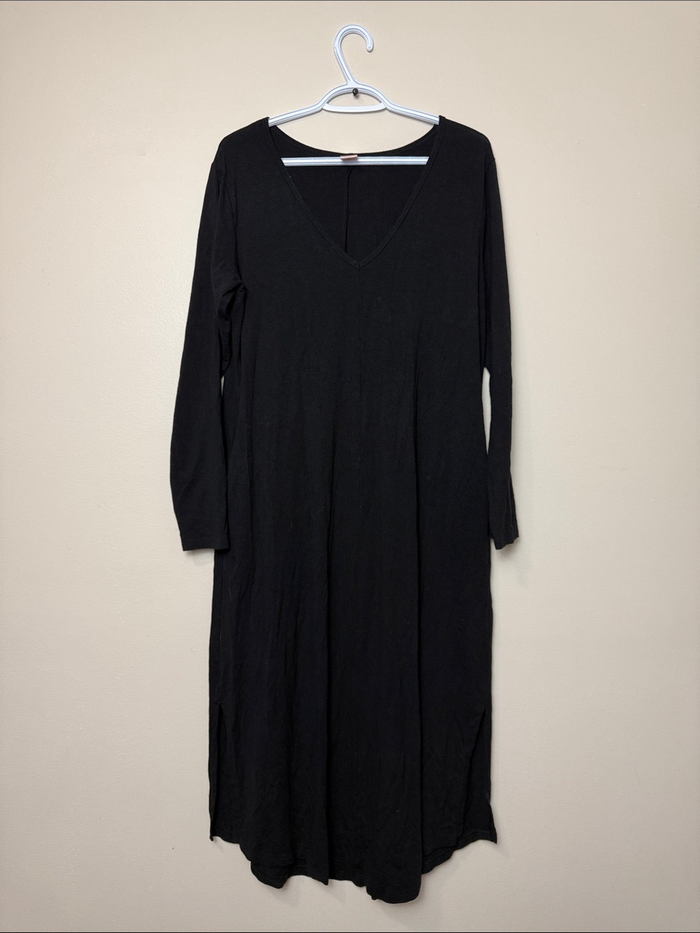 Smash + Tess Black V-Neck Long Sleeve Maxi Dress size L
